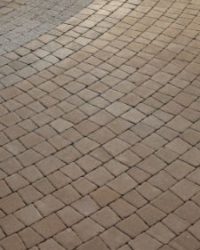 Изображение гладкой комбинированной тротуарной бетонной плитки Polbruk Carmino